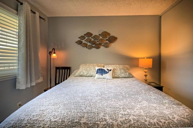 825 Balboa Avenue 205, Capitola, CA 95010