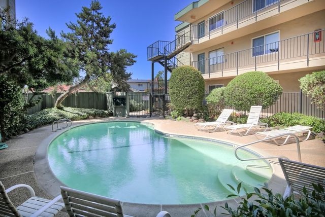 825 Balboa Avenue 205, Capitola, CA 95010