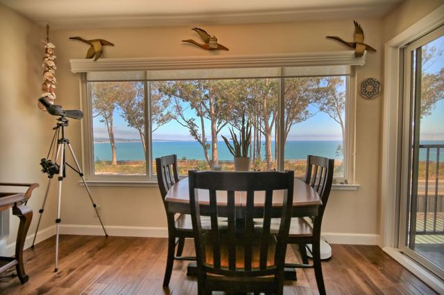 825 Balboa Avenue 205, Capitola, CA 95010