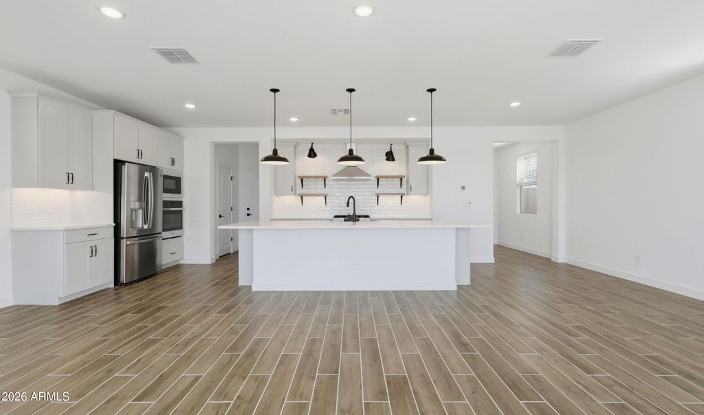 8027 W Harmont Drive, Peoria, AZ 85345 — photo 4