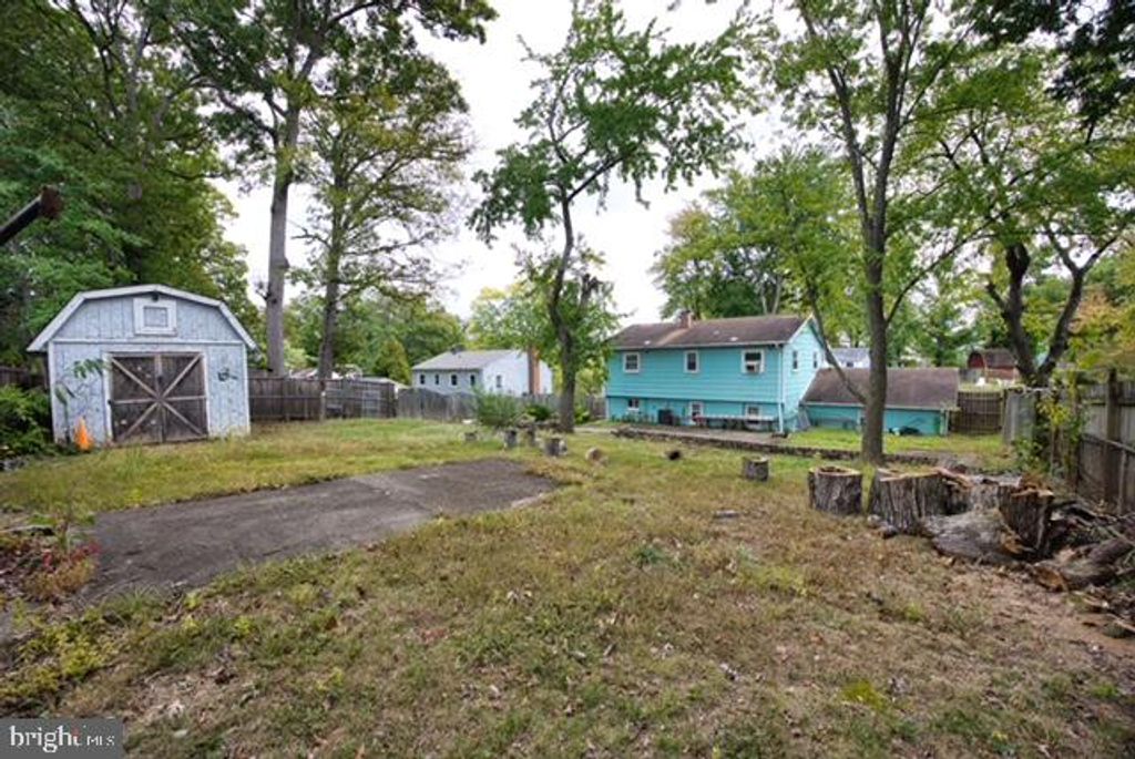 Image 6 of property listing at 14404 BIRCHDALE AVE, Woodbridge, VA 22193