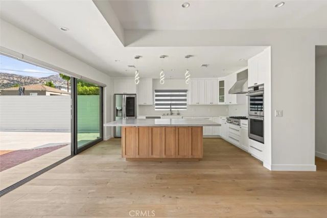 641 E Grinnell, Burbank, CA 91501