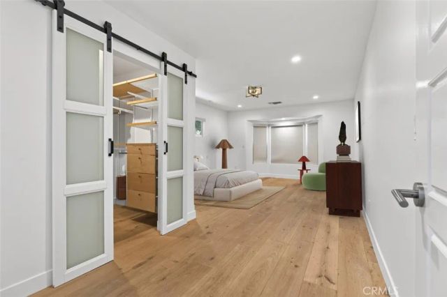 641 E Grinnell, Burbank, CA 91501