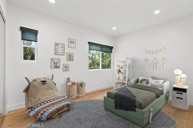 641 E Grinnell, Burbank, CA 91501