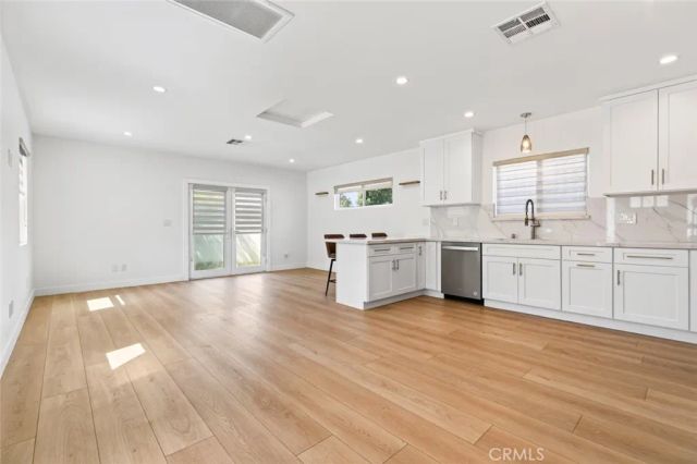 641 E Grinnell, Burbank, CA 91501