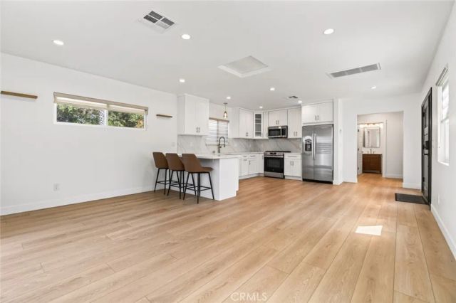 641 E Grinnell, Burbank, CA 91501