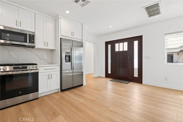 641 E Grinnell, Burbank, CA 91501