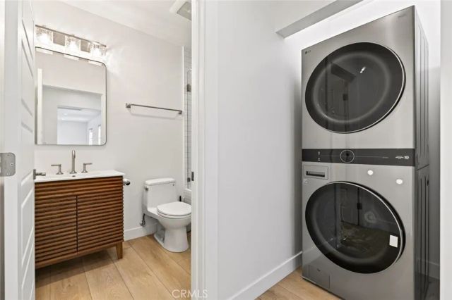 641 E Grinnell, Burbank, CA 91501