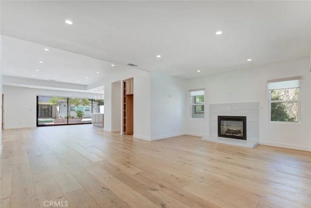 641 E Grinnell, Burbank, CA 91501
