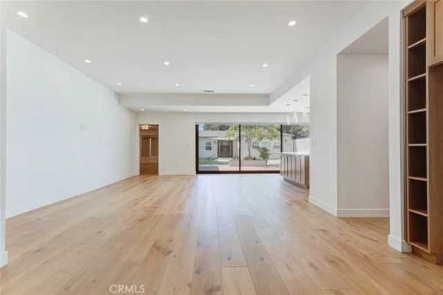 641 E Grinnell, Burbank, CA 91501