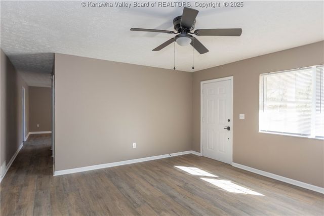 85 Capaci Drive, South Charleston, WV 25309