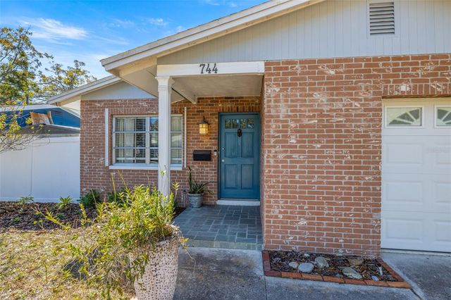 744 63RD AVENUE N, St Petersburg, FL 33702