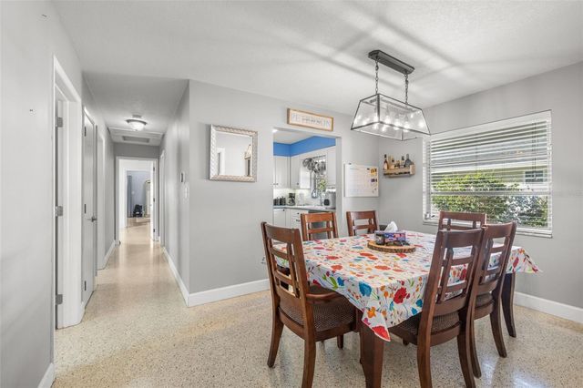 744 63RD AVENUE N, St Petersburg, FL 33702