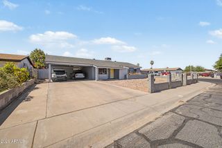 8137 W MONTECITO Avenue, Phoenix, AZ 85033
