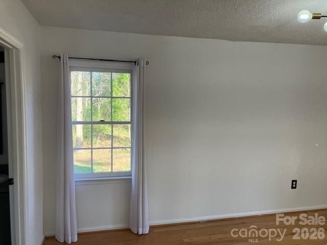 5324 Donnefield Drive, Charlotte, NC 28227