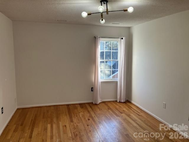 5324 Donnefield Drive, Charlotte, NC 28227