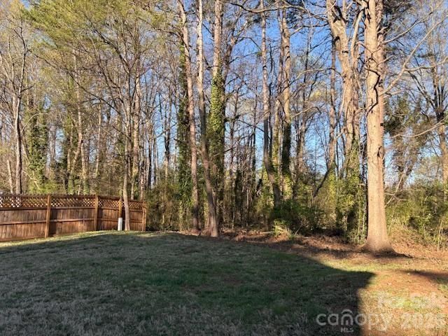 5324 Donnefield Drive, Charlotte, NC 28227