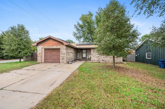 1418 Money St, Augusta, KS 67010