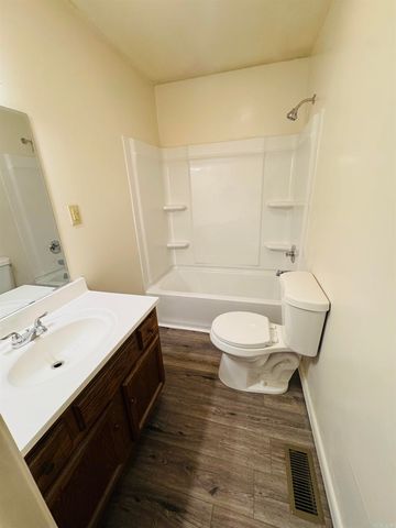 9516 Garvin Lane, Jacksonville, AR 72076