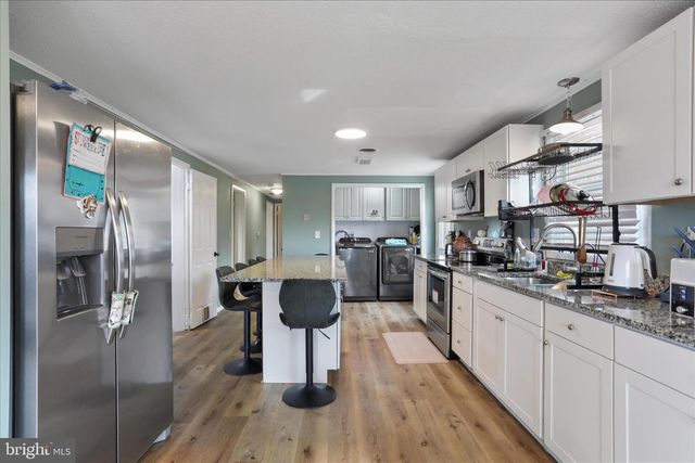 13903 WOLFSVILLE RD, Smithsburg, MD 21783