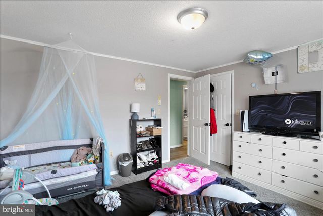 13903 WOLFSVILLE RD, Smithsburg, MD 21783