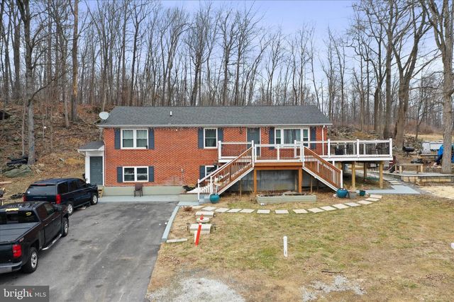 13903 WOLFSVILLE RD, Smithsburg, MD 21783