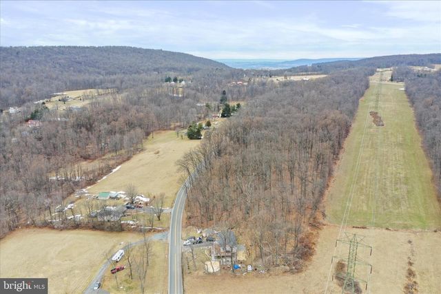 13903 WOLFSVILLE RD, Smithsburg, MD 21783