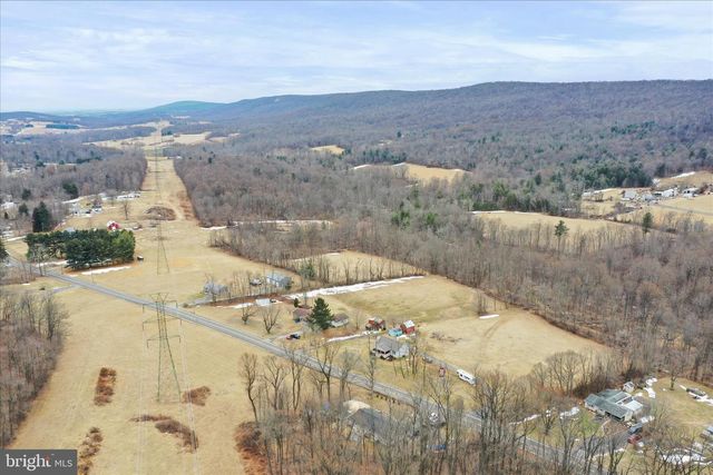 13903 WOLFSVILLE RD, Smithsburg, MD 21783