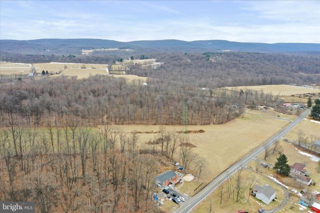 13903 WOLFSVILLE RD, Smithsburg, MD 21783