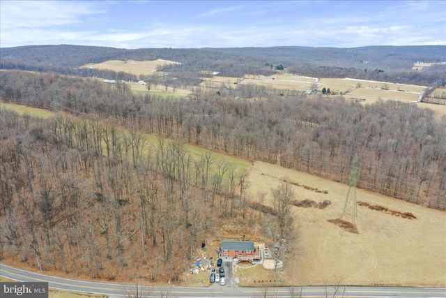 13903 WOLFSVILLE RD, Smithsburg, MD 21783
