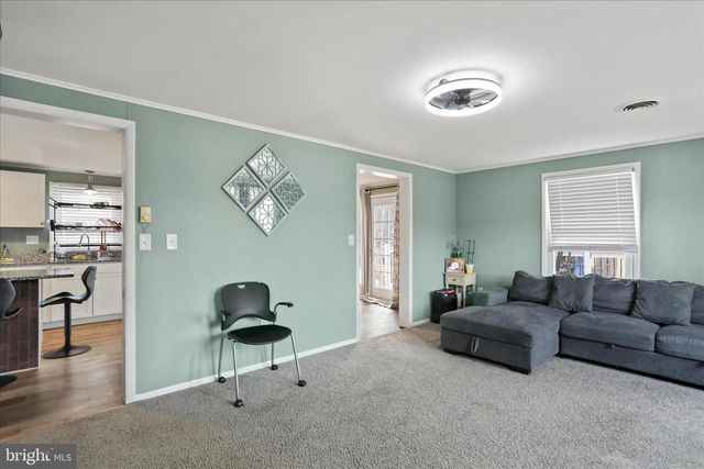 13903 WOLFSVILLE RD, Smithsburg, MD 21783