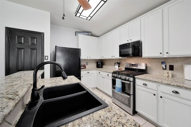 614 Linden Manor Court, Spring, TX 77373