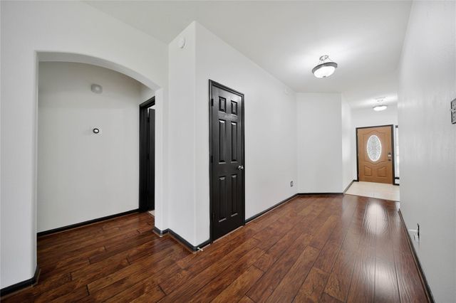 614 Linden Manor Court, Spring, TX 77373