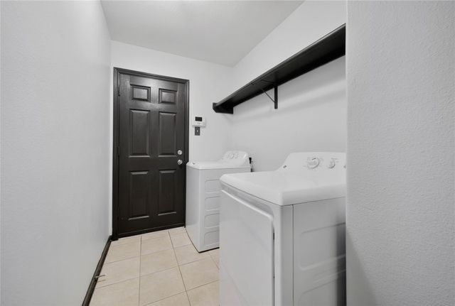 614 Linden Manor Court, Spring, TX 77373