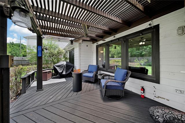 614 Linden Manor Court, Spring, TX 77373