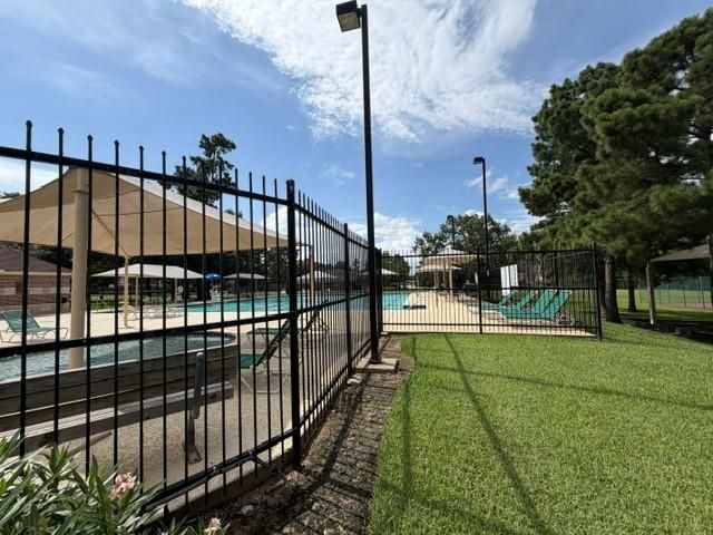 614 Linden Manor Court, Spring, TX 77373