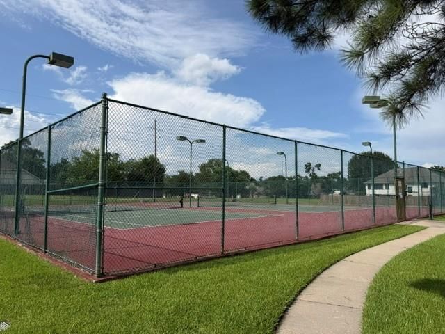 614 Linden Manor Court, Spring, TX 77373