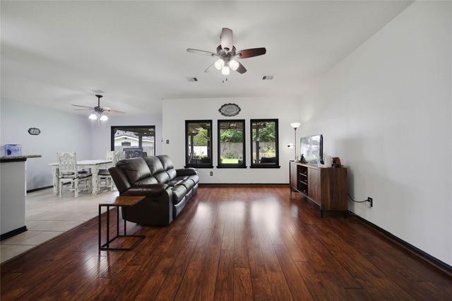 614 Linden Manor Court, Spring, TX 77373