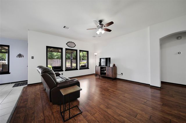 614 Linden Manor Court, Spring, TX 77373