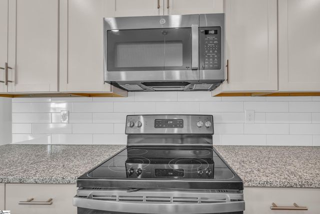 204 Brochaill Court, Piedmont, SC 29673