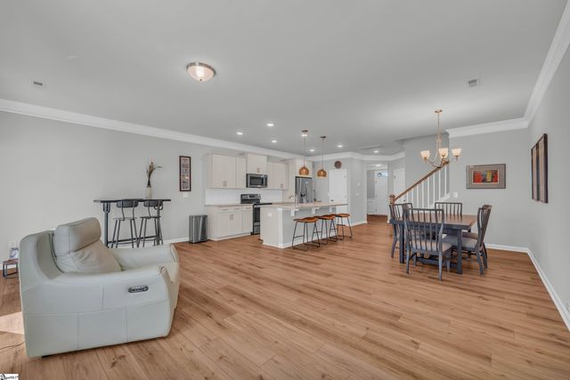 204 Brochaill Court, Piedmont, SC 29673