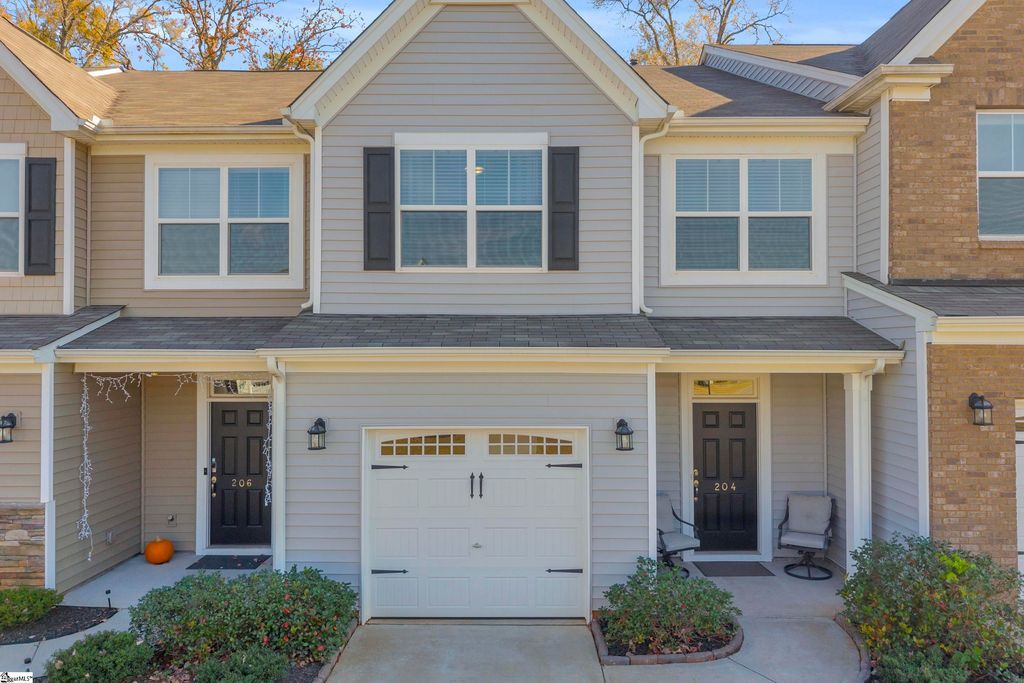 204 Brochaill Court, Piedmont, SC 29673