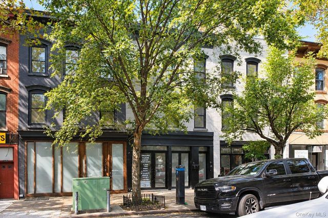 534 Court Street, Brooklyn, NY 11231