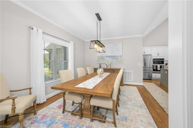 8206 Arbor Ridge Lane, Clemmons, NC 27012