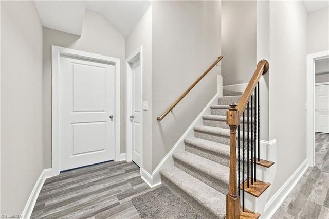 8206 Arbor Ridge Lane, Clemmons, NC 27012