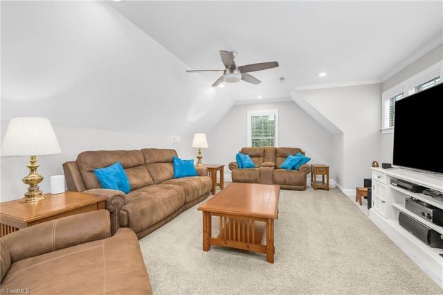 8206 Arbor Ridge Lane, Clemmons, NC 27012