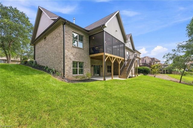 8206 Arbor Ridge Lane, Clemmons, NC 27012