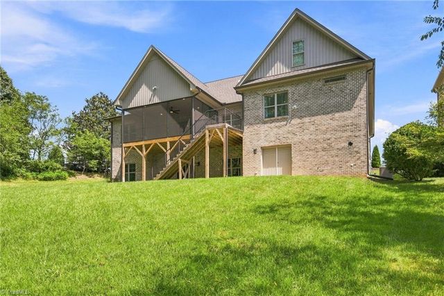 8206 Arbor Ridge Lane, Clemmons, NC 27012