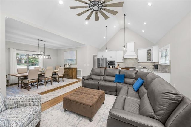 8206 Arbor Ridge Lane, Clemmons, NC 27012