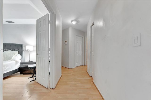 16103 Opal Creek Dr, Weston, FL 33331